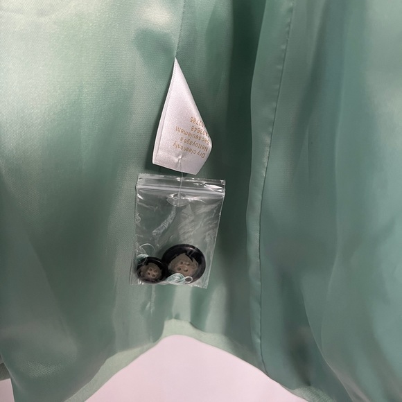 Light Green Blazer and Skirt Set - Picture 7 of 12